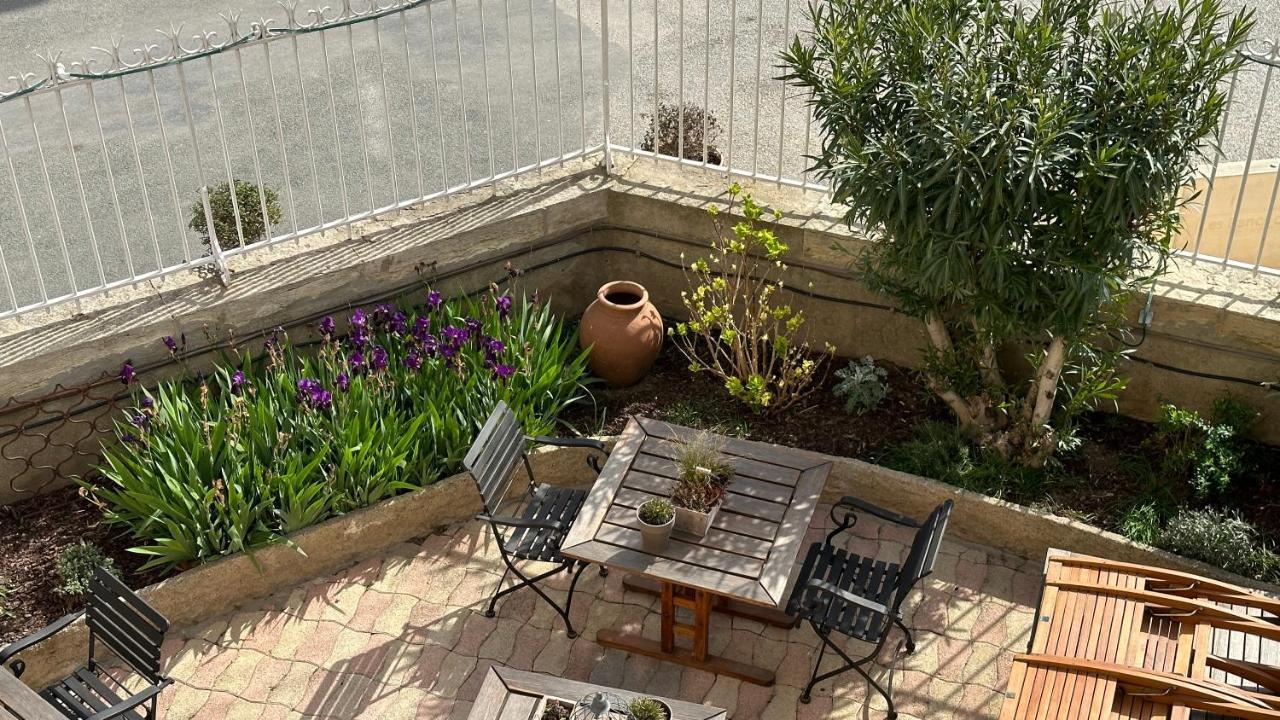 Le Neptune Le Somail Exterior foto